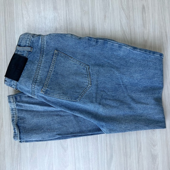 By Dyln Harlow Mom Jeans Blue - Picture 7 of 10